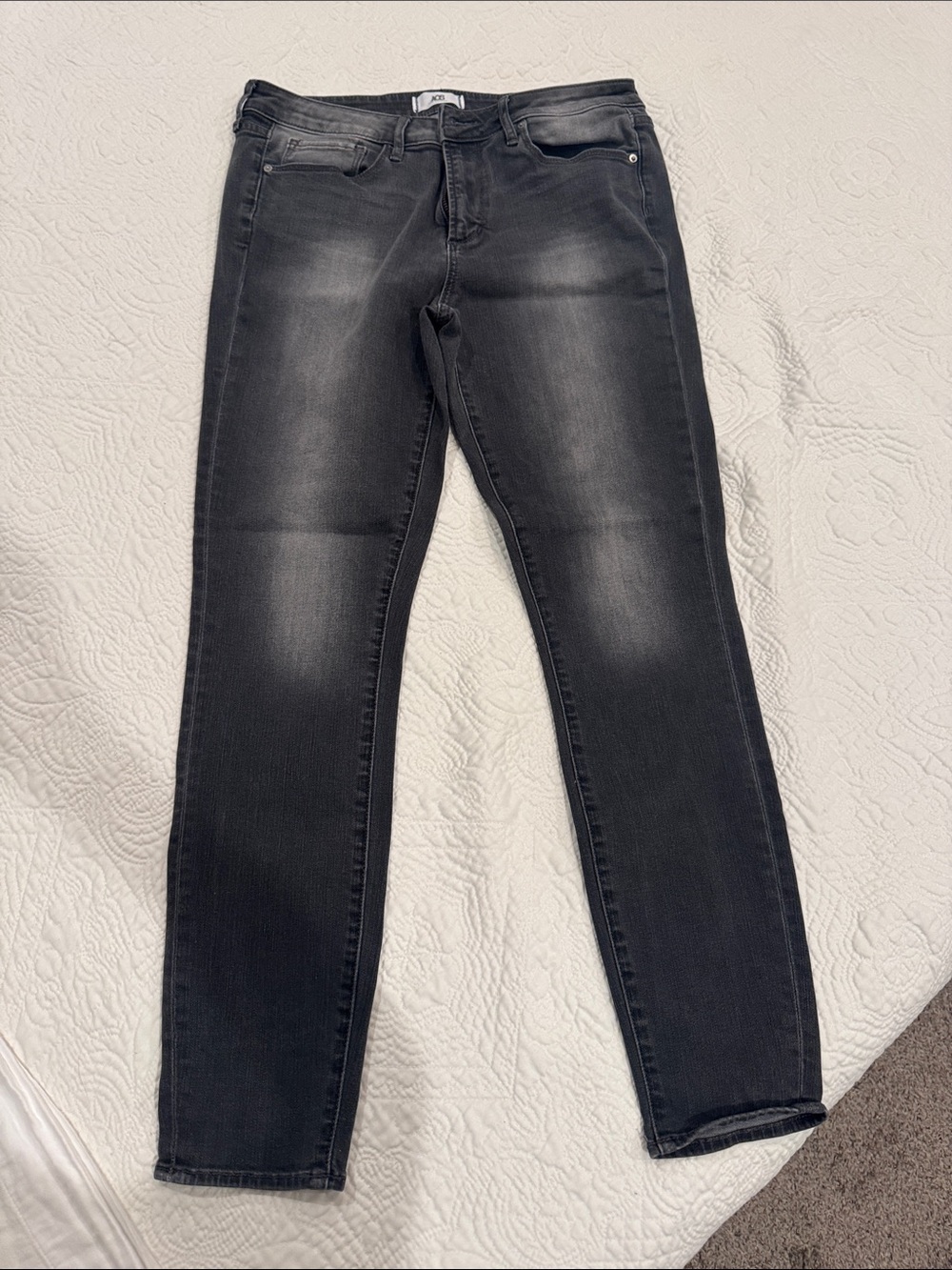 Women’s Skinny Washed Black Jeans